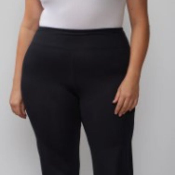 NY&Co Mid Rise Bootcut Yoga Pant - Picture 3 of 9